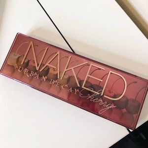 Urban Decay Naked Cherry Palette